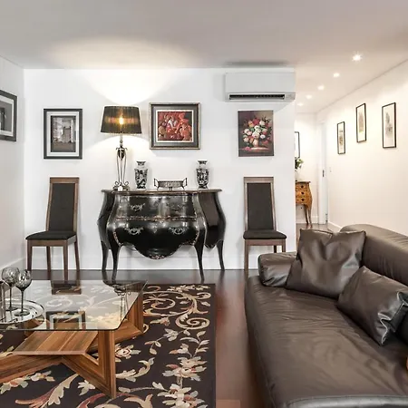 Apartment Chiado *