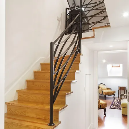 لشبونة رنتالز تشيادو * Lisboa