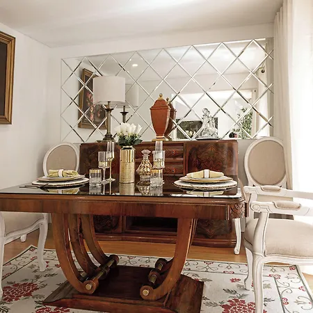 لشبونة رنتالز تشيادو شقة