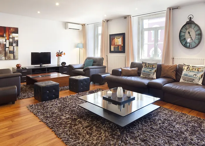 아파트 렌탈스 시아두 *