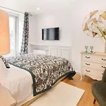 公寓 里斯本冷塔尔齐亚铎酒店 Lisboa